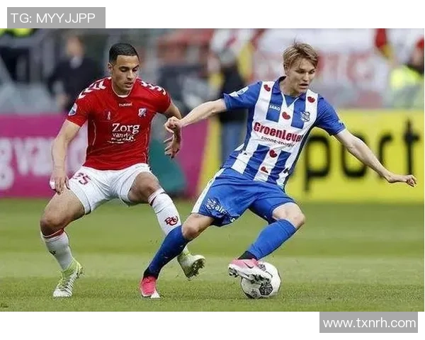 康斯巴达与前进之鹰的激烈对决揭示了足球战术与团队合作的重要性